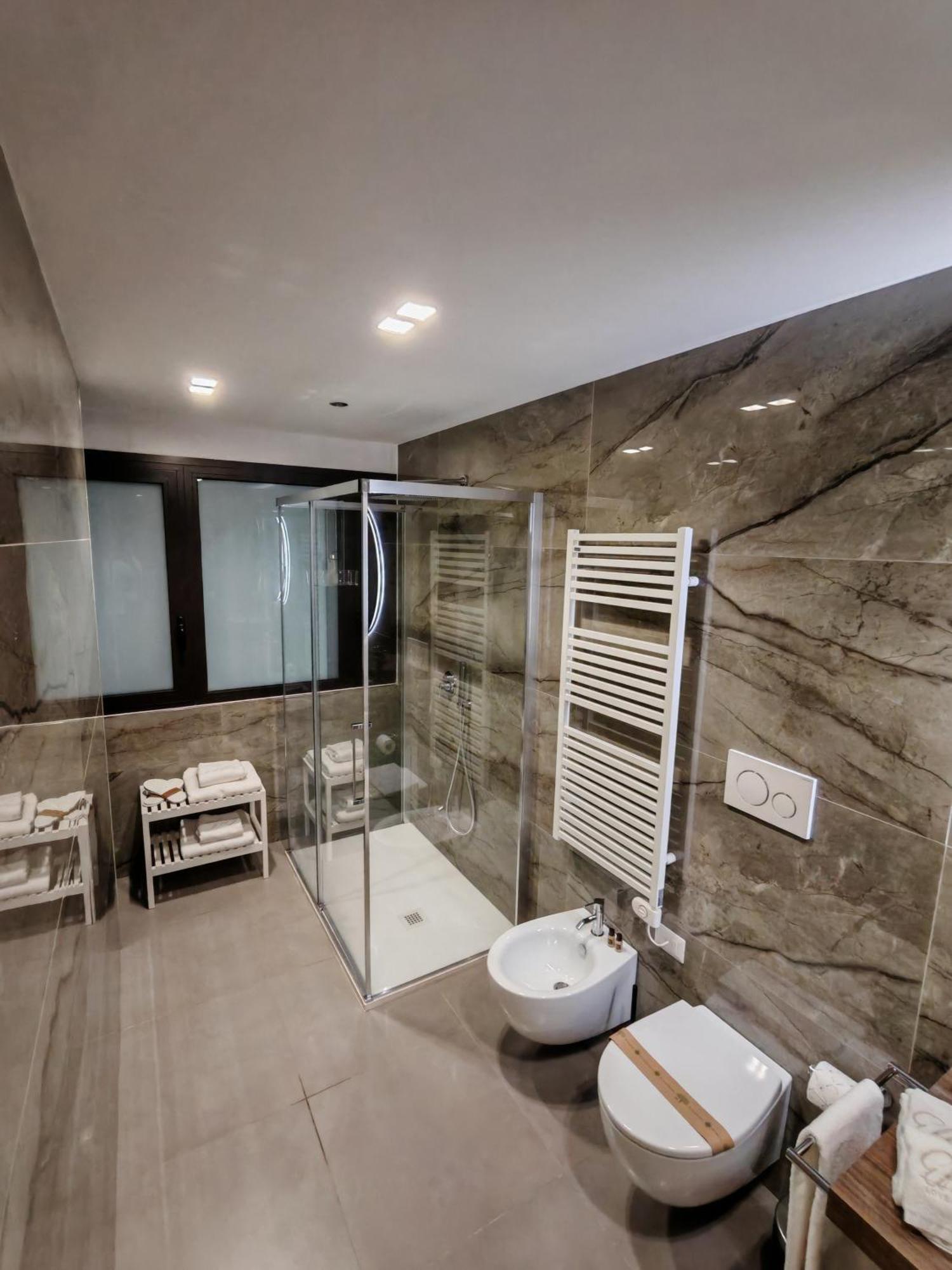 Effe4 Lovely Room Bari Ngoại thất bức ảnh